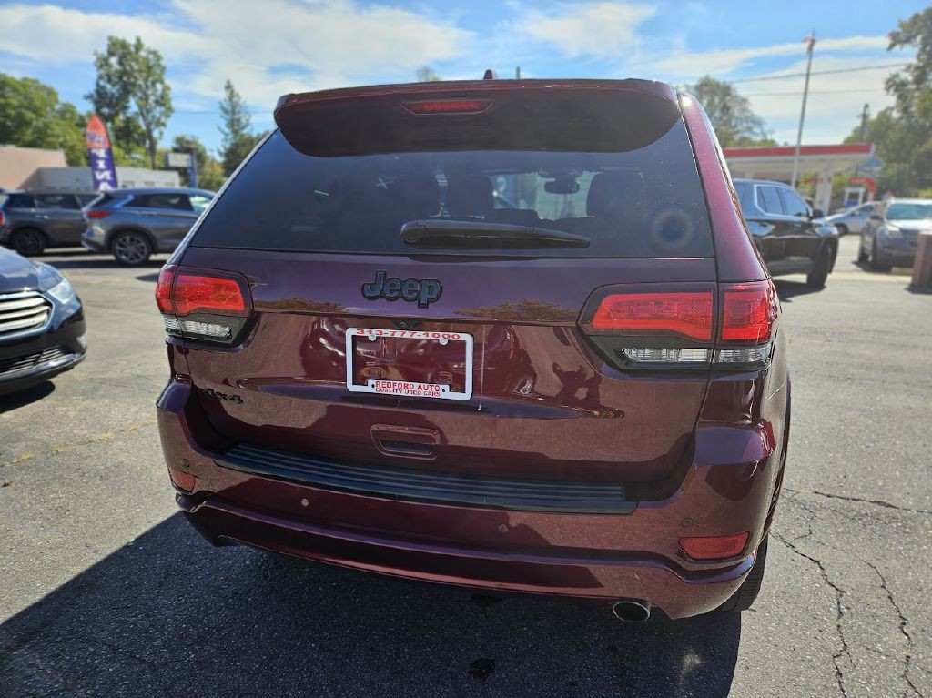 2017 Jeep Grand Cherokee Image 8