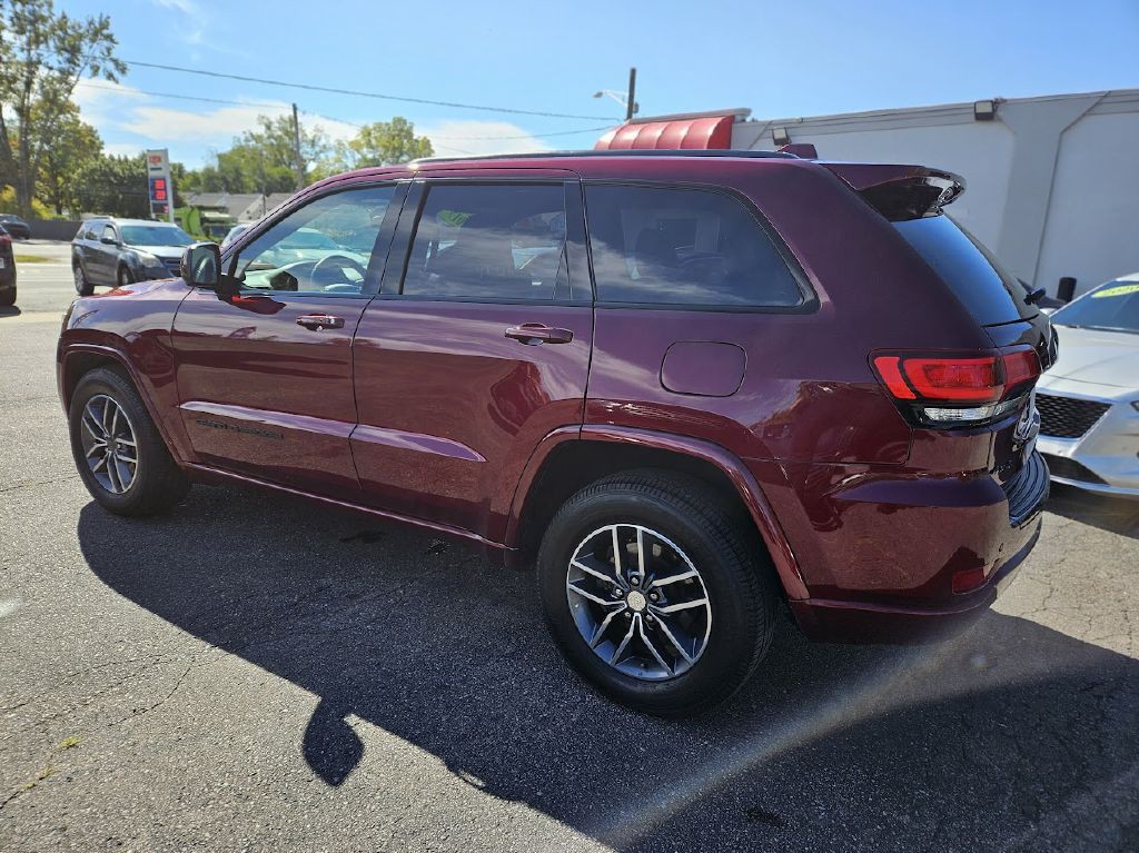 2017 Jeep Grand Cherokee Image 10