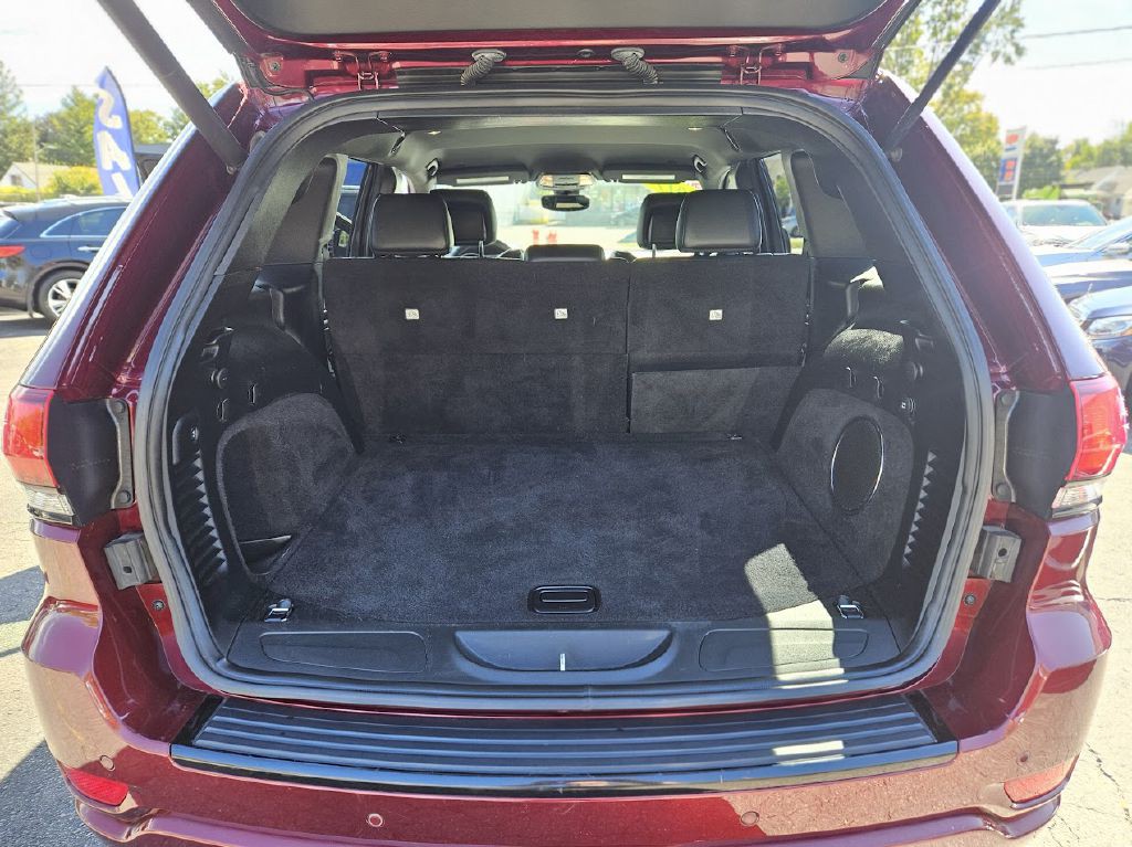 2017 Jeep Grand Cherokee Image 33