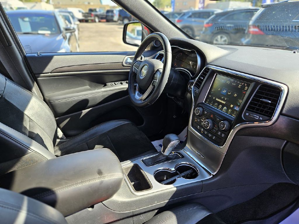 2017 Jeep Grand Cherokee Image 36
