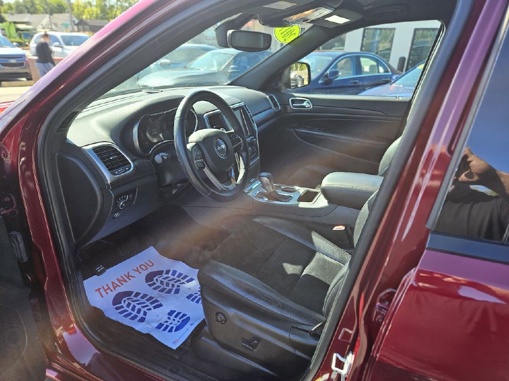 2017 Jeep Grand Cherokee Image 7