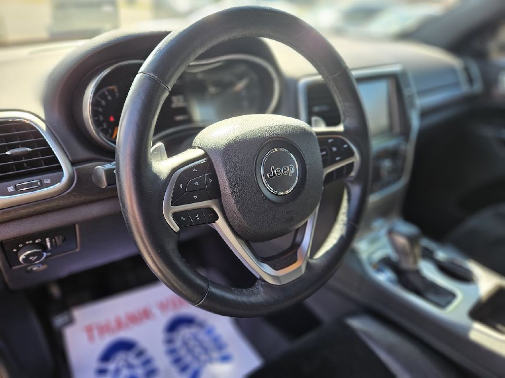 2017 Jeep Grand Cherokee Image 9