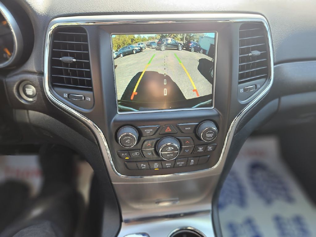 2017 Jeep Grand Cherokee Image 11