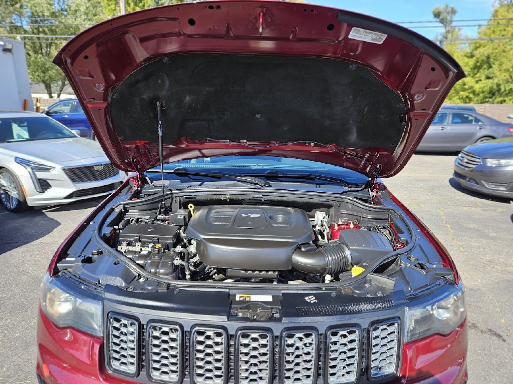 2017 Jeep Grand Cherokee Image 18