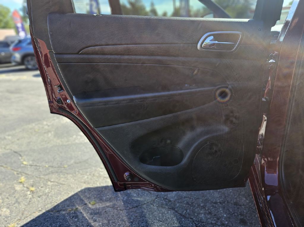 2017 Jeep Grand Cherokee Image 36