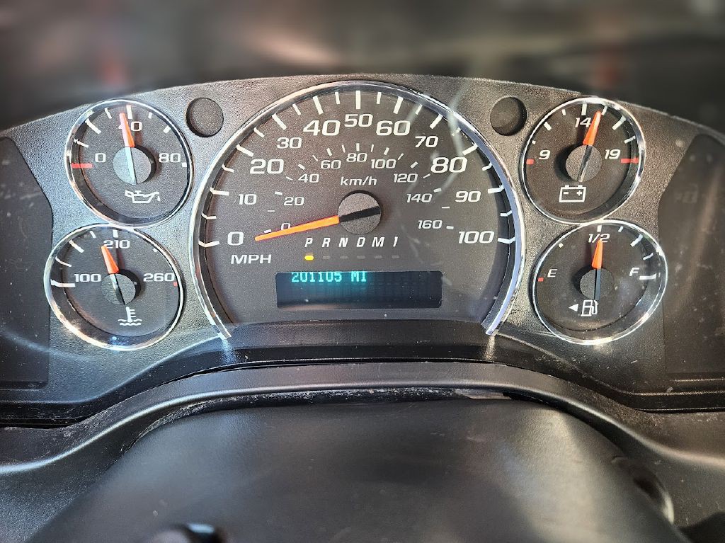 2017 Chevrolet Express Image 14