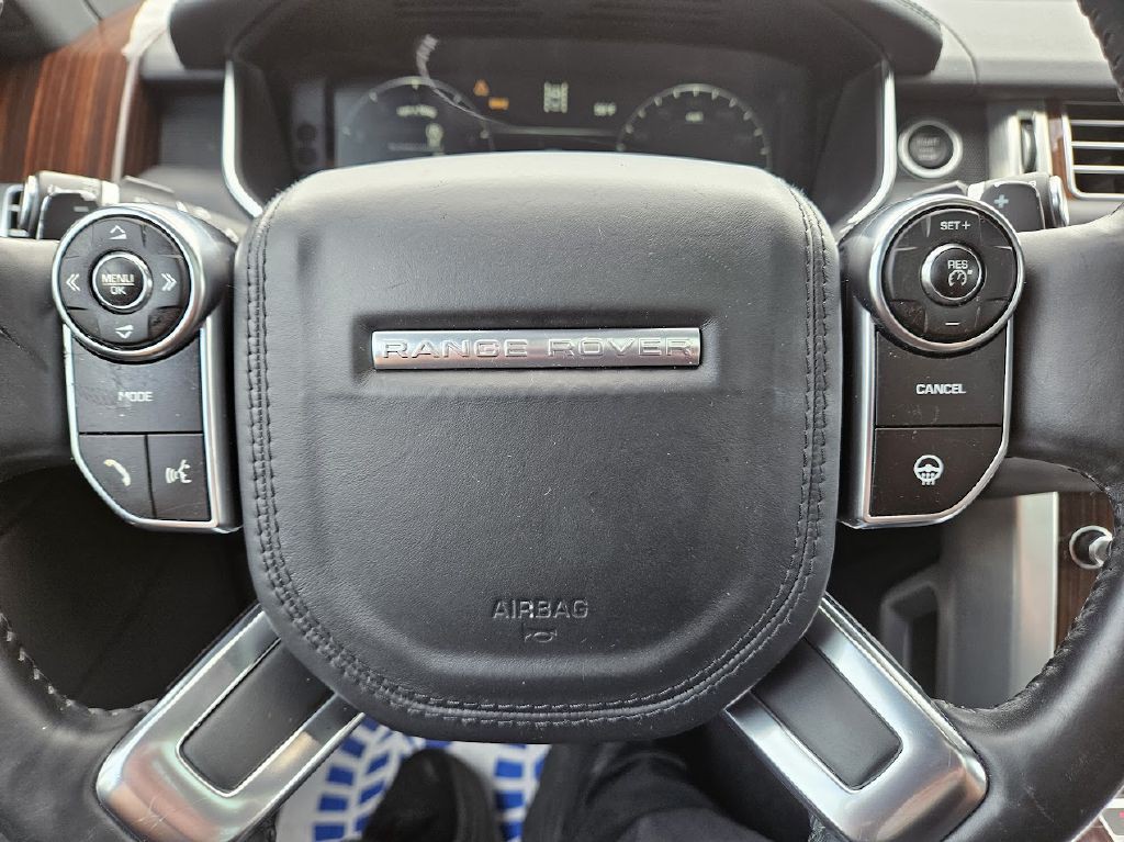 2015 Land Rover Range Rover Image 23