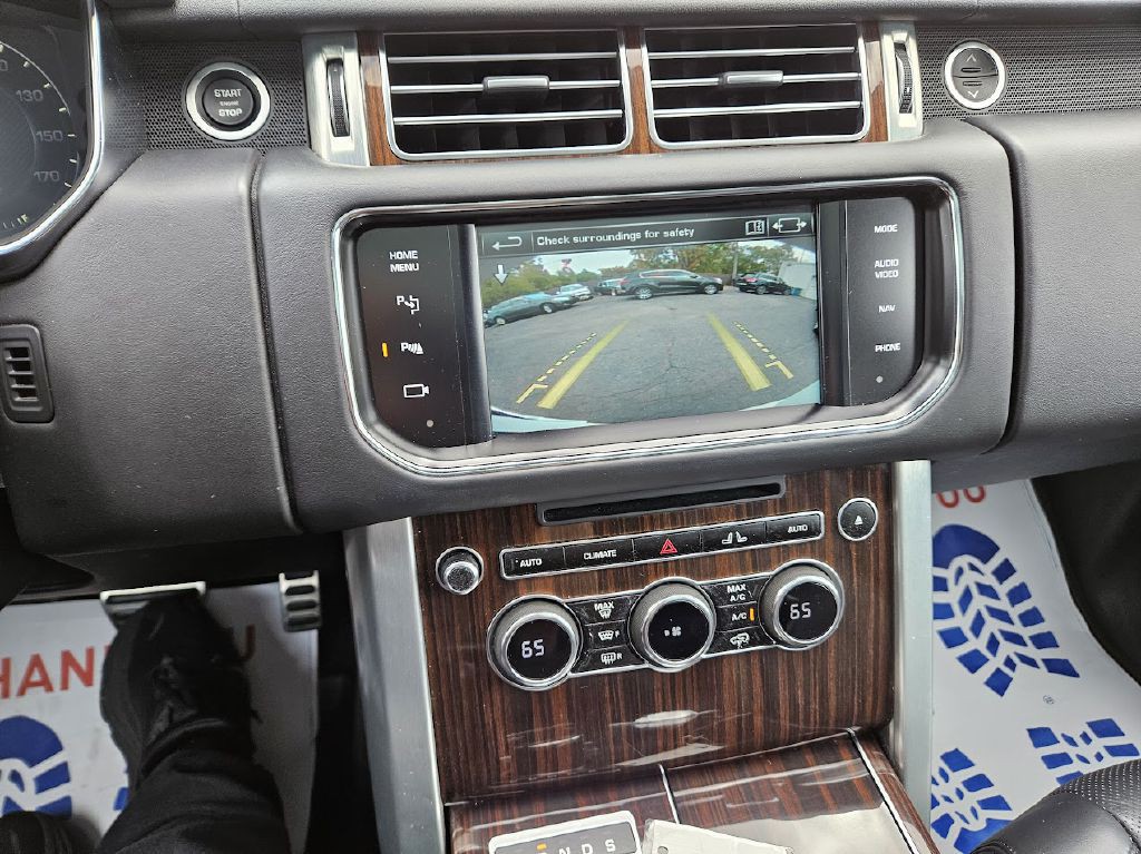 2015 Land Rover Range Rover Image 29