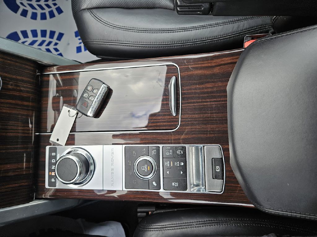 2015 Land Rover Range Rover Image 33