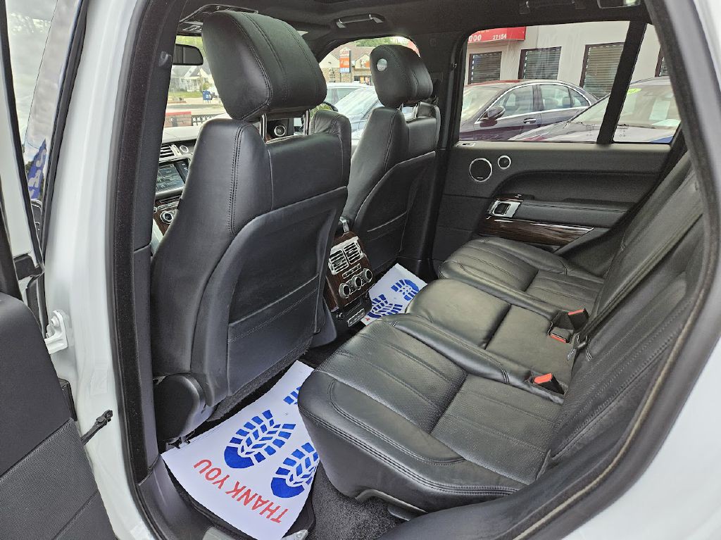2015 Land Rover Range Rover Image 36