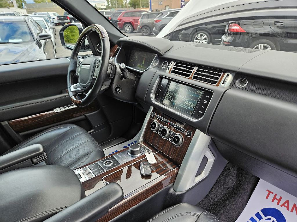 2015 Land Rover Range Rover Image 45