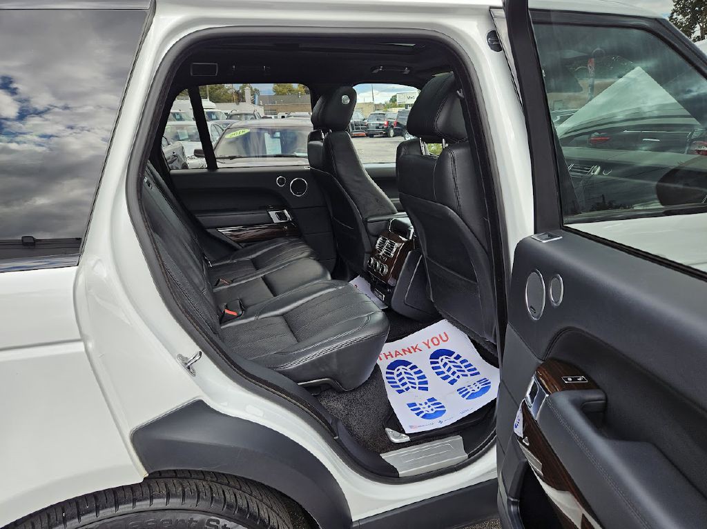 2015 Land Rover Range Rover Image 50