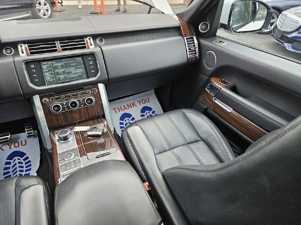 2015 Land Rover Range Rover Image 56