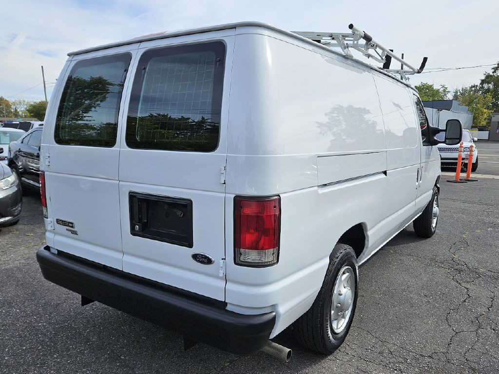 2014 Ford Econoline Image 21