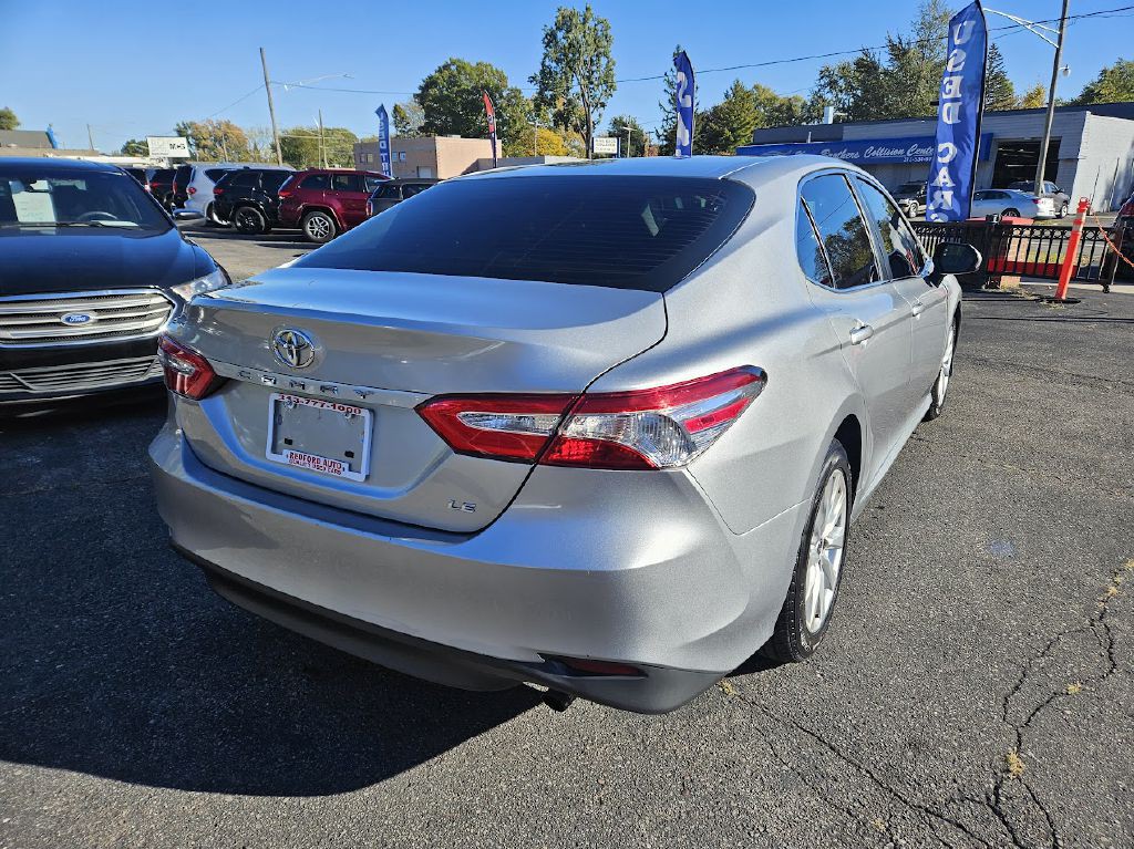 2018 Toyota Camry Image 8