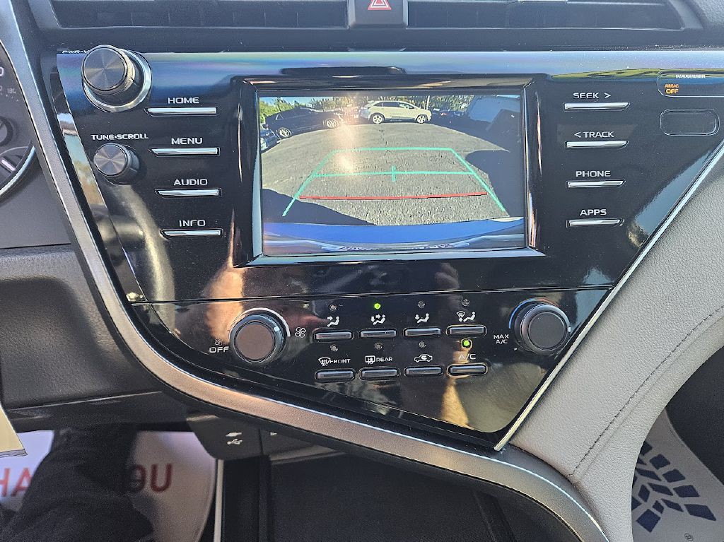 2018 Toyota Camry Image 35