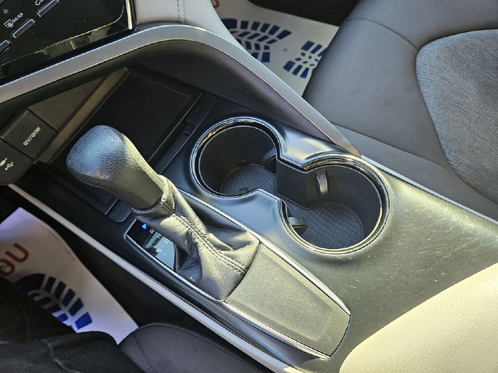 2018 Toyota Camry Image 36