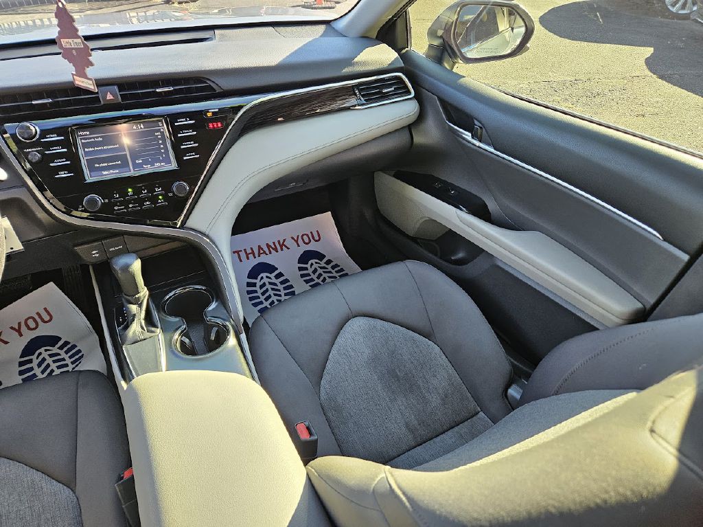 2018 Toyota Camry Image 50