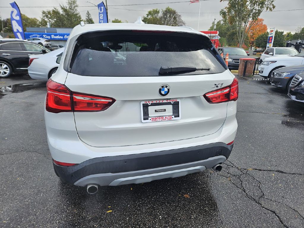 2017 BMW X1 Image 10