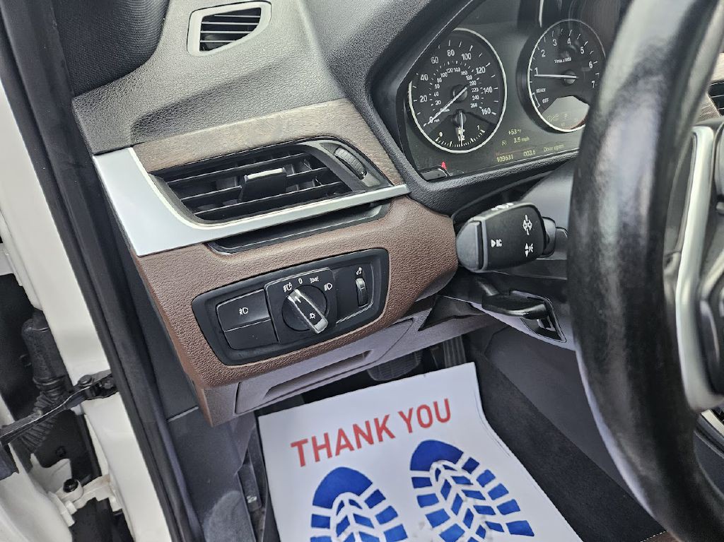 2017 BMW X1 Image 18