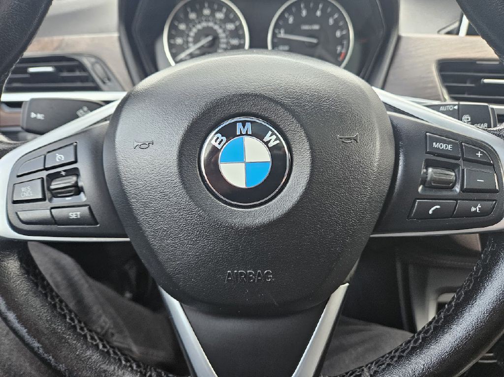 2017 BMW X1 Image 23