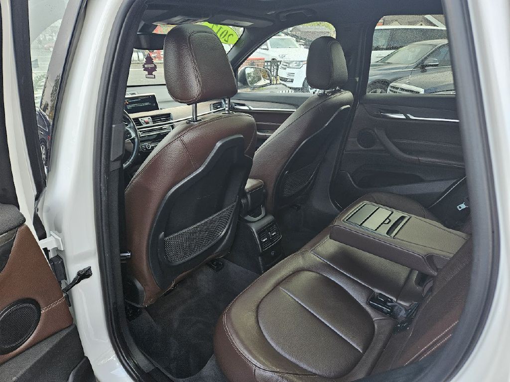 2017 BMW X1 Image 30