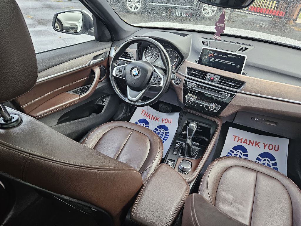2017 BMW X1 Image 48
