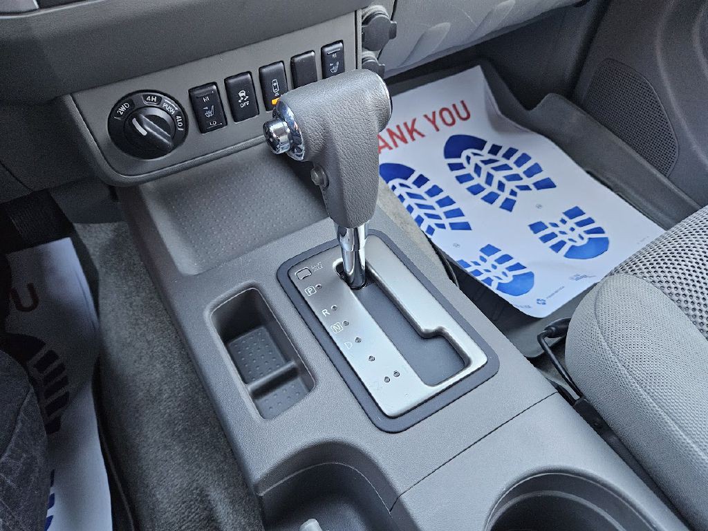 2016 Nissan Frontier Image 29