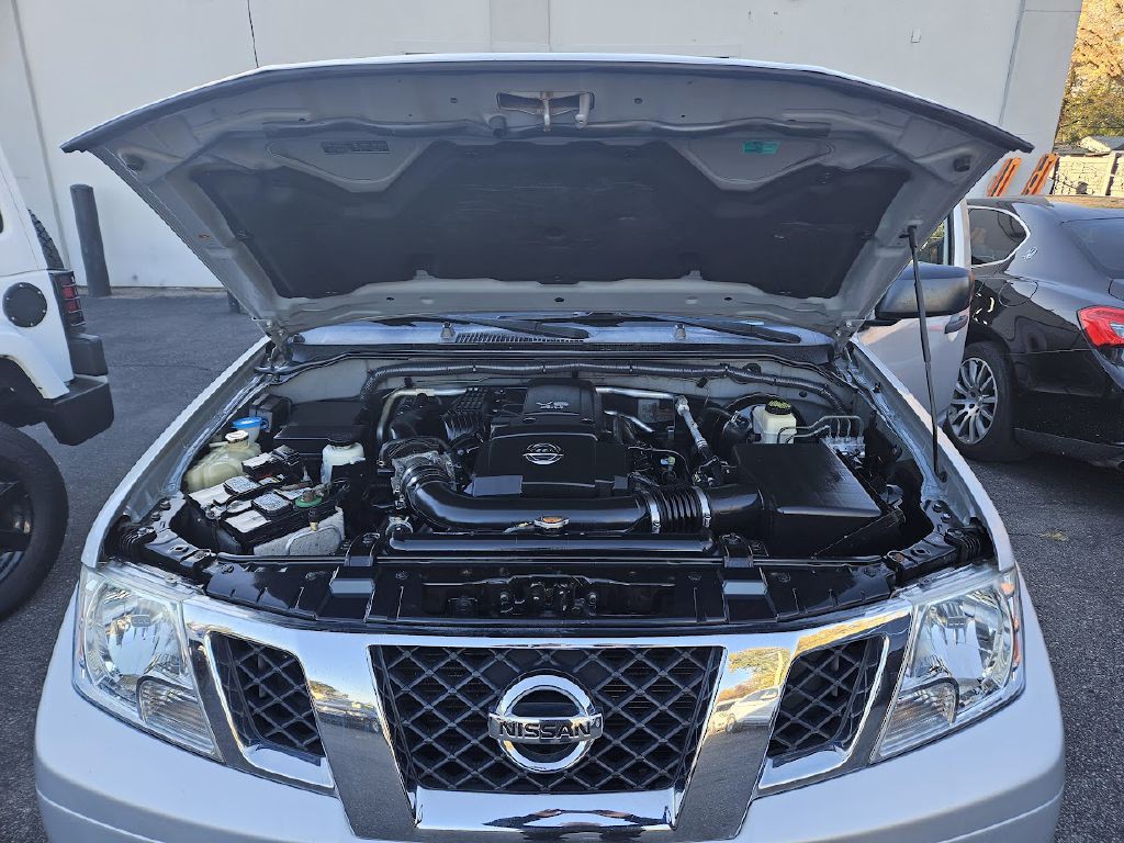 2016 Nissan Frontier Image 50