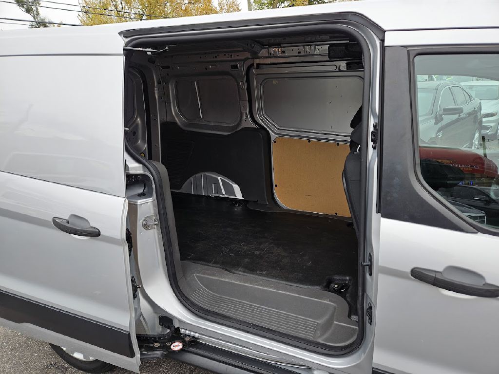 2019 Ford Transit Connect Image 38