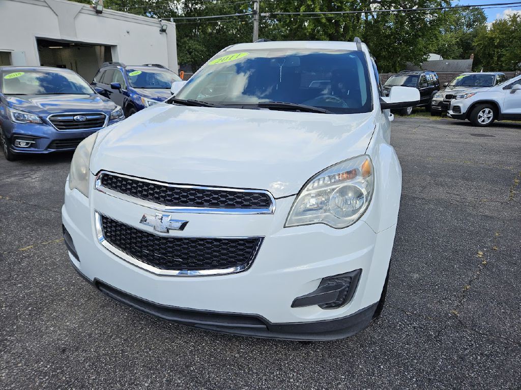 2011 Chevrolet Equinox Image 2
