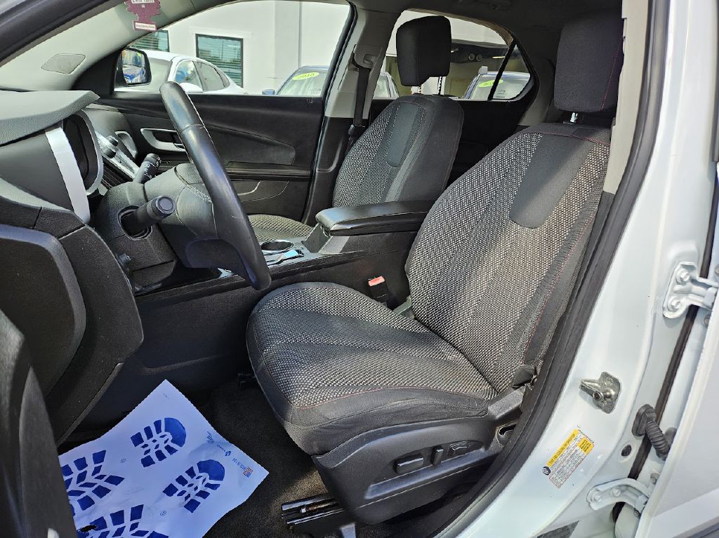 2011 Chevrolet Equinox Image 15