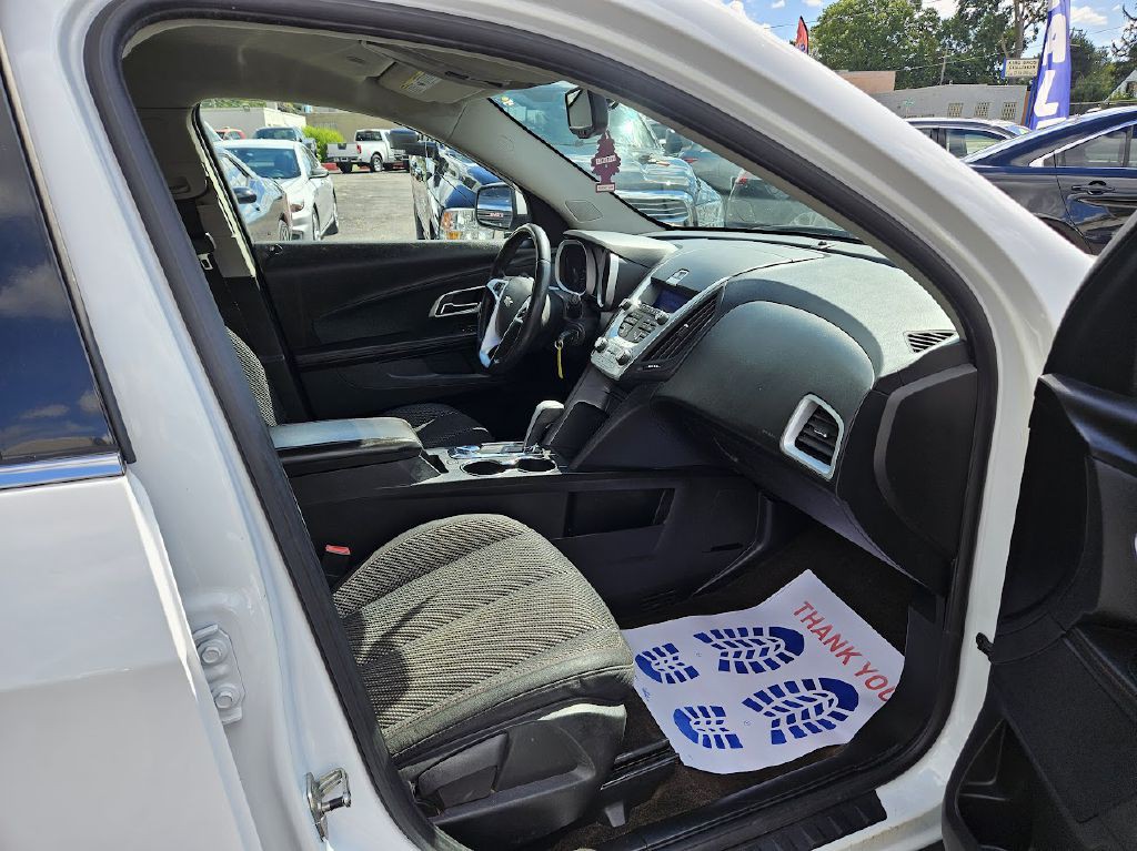 2011 Chevrolet Equinox Image 30