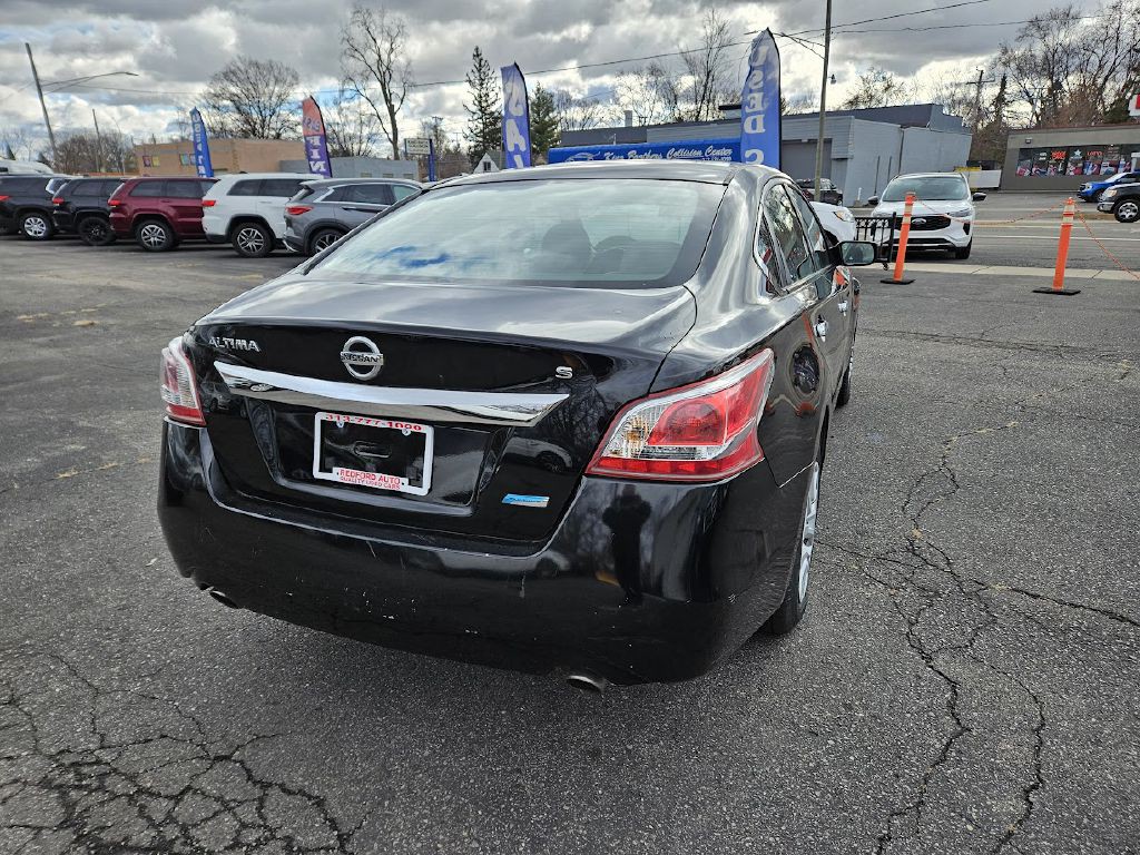 2013 Nissan Altima Image 7