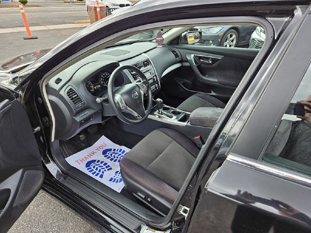 2013 Nissan Altima Image 12