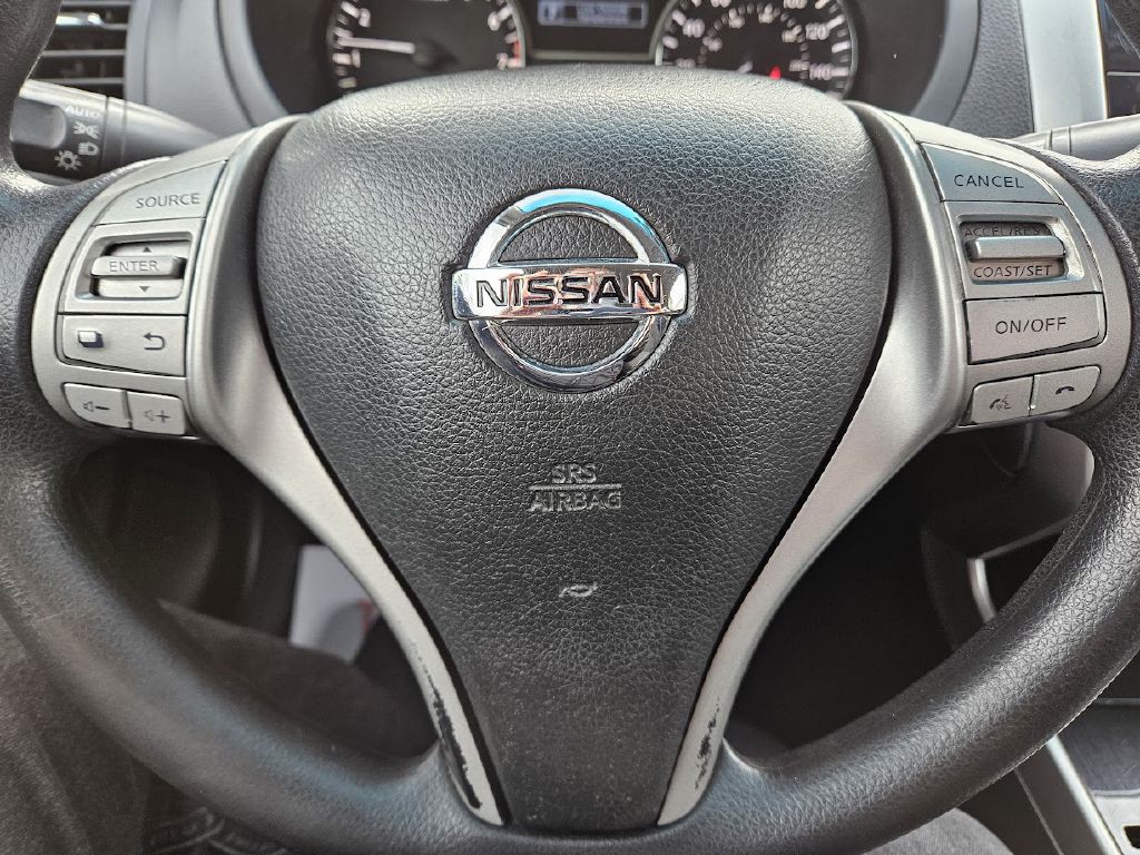 2013 Nissan Altima Image 19