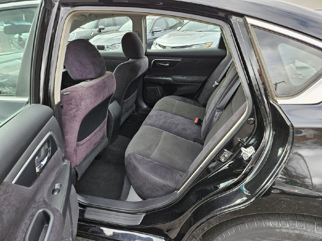 2013 Nissan Altima Image 28