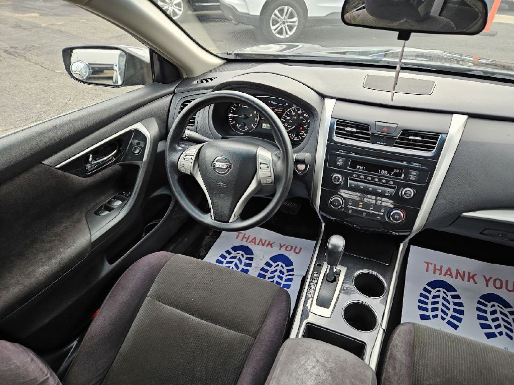 2013 Nissan Altima Image 44