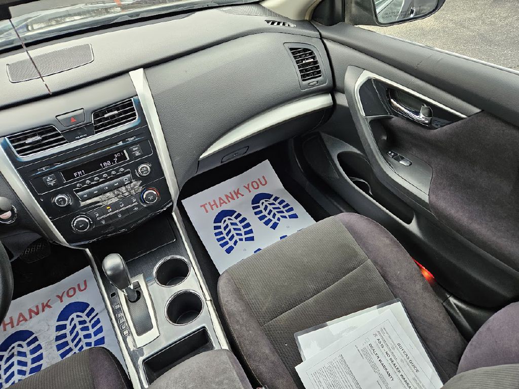 2013 Nissan Altima Image 45