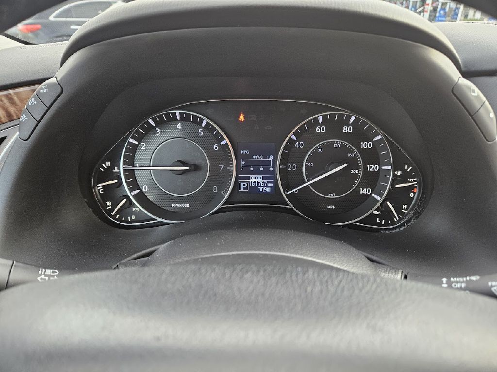 2018 Nissan Armada Image 12