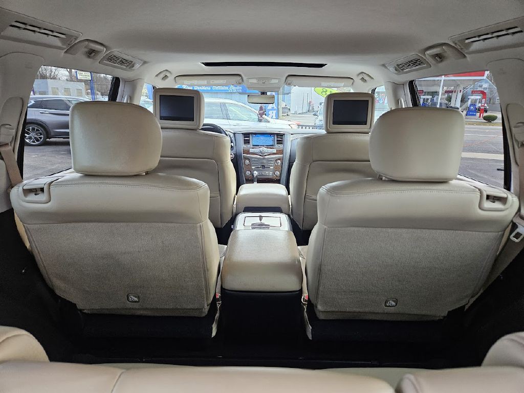 2018 Nissan Armada Image 16