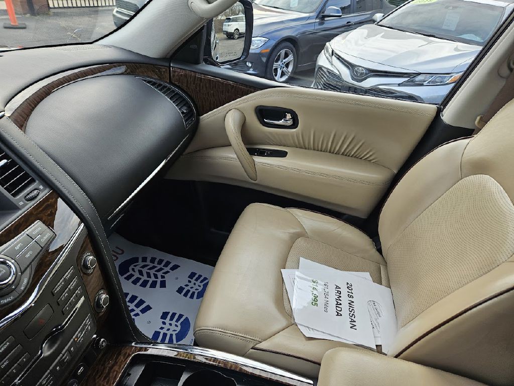 2018 Nissan Armada Image 32