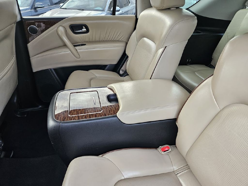 2018 Nissan Armada Image 39