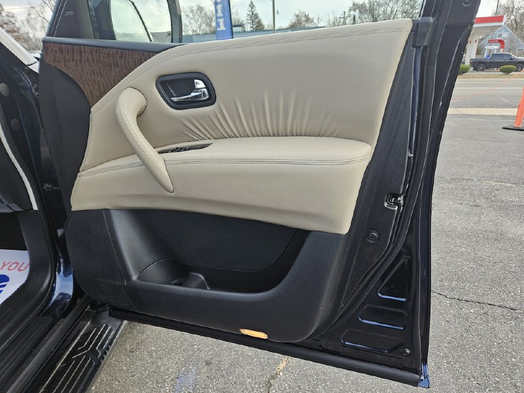 2018 Nissan Armada Image 50