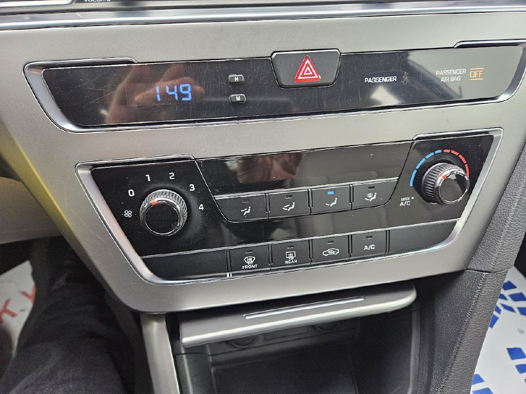 2015 Hyundai Sonata Image 21