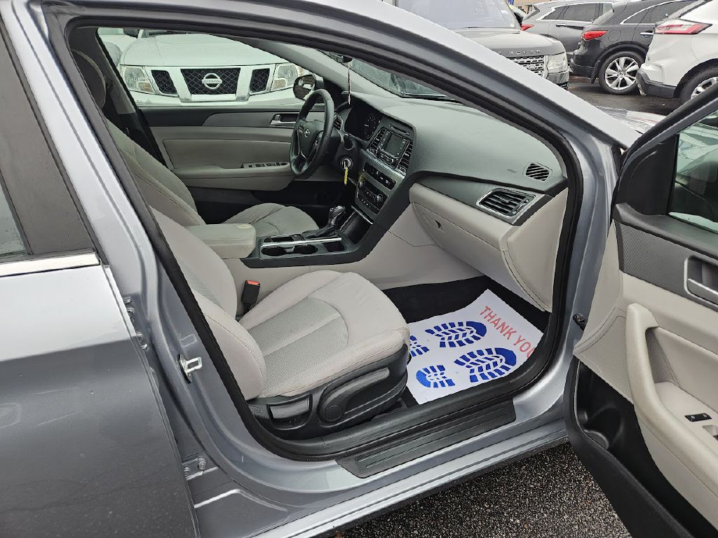 2015 Hyundai Sonata Image 31