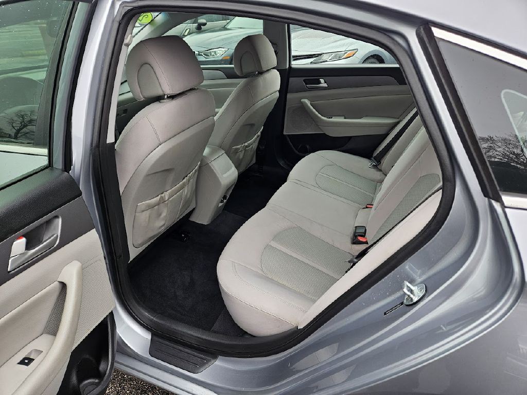 2015 Hyundai Sonata Image 32
