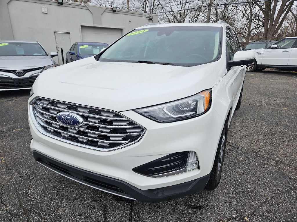 2020 Ford Edge Image 13