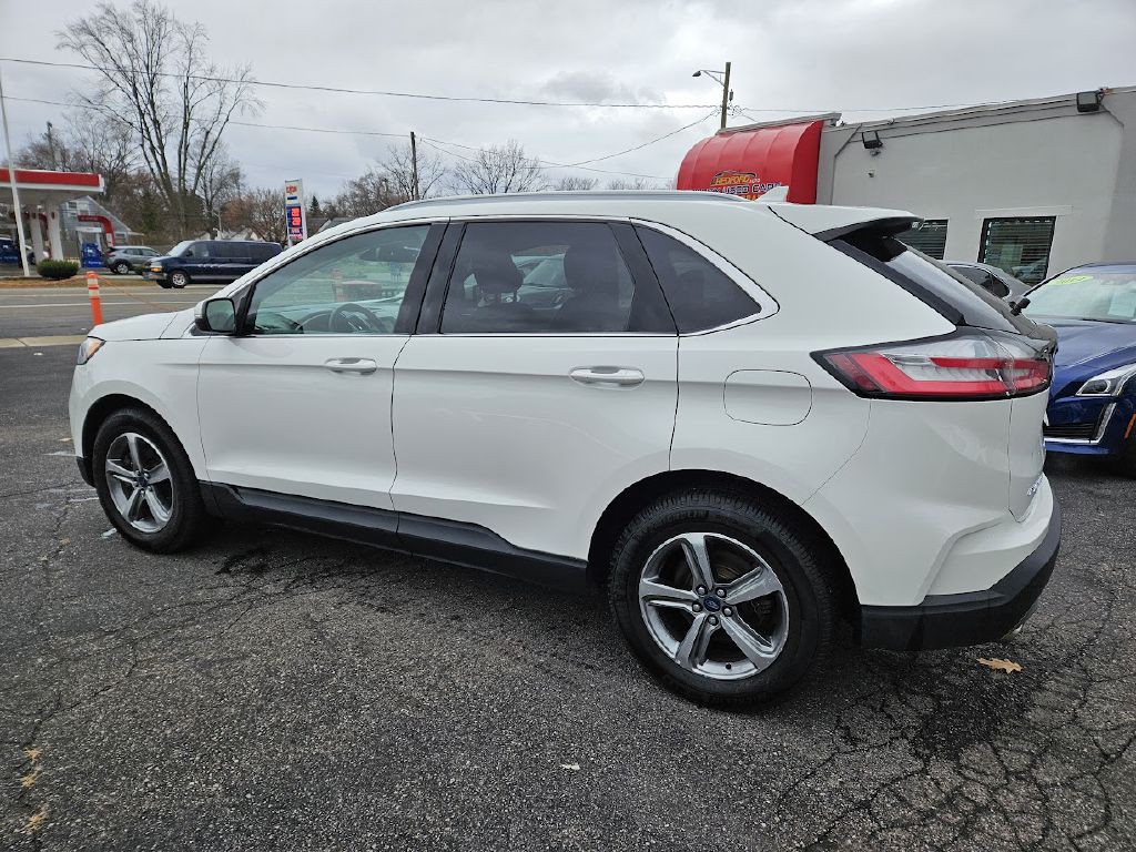 2020 Ford Edge Image 23