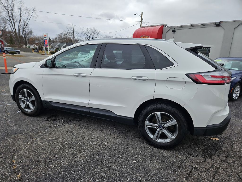 2020 Ford Edge Image 24